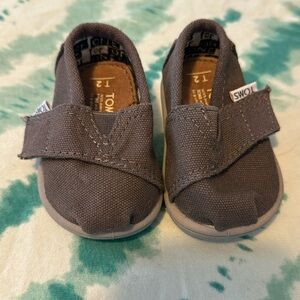 Baby Toms shoes